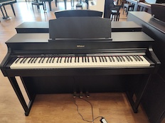 Roland HP603