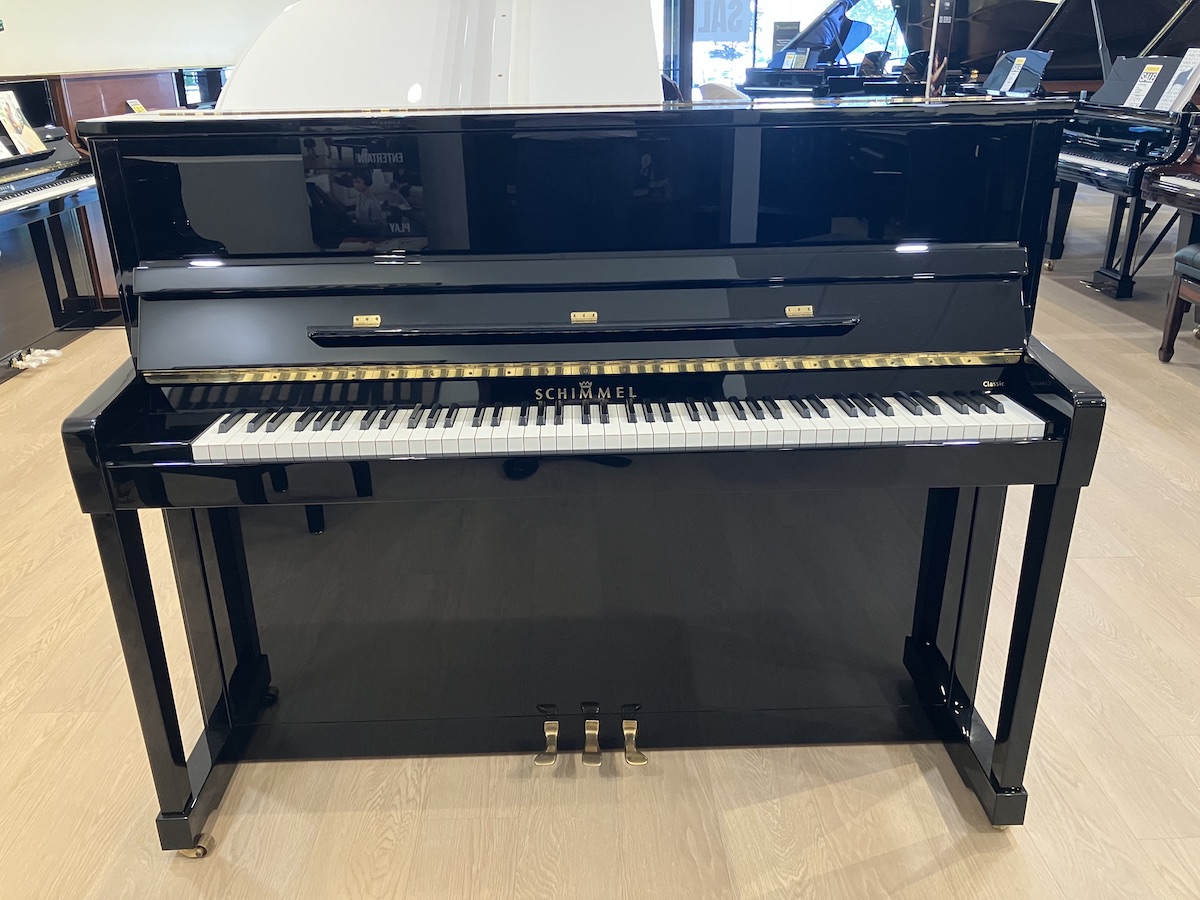 Schimmel C120
