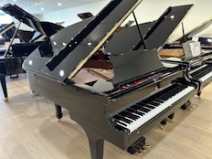 Steinway L