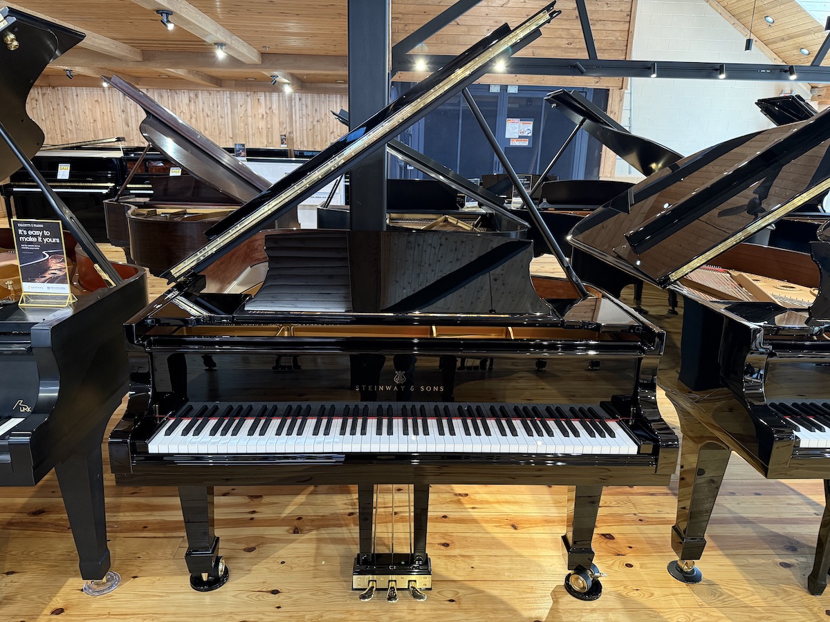 Steinway A-III