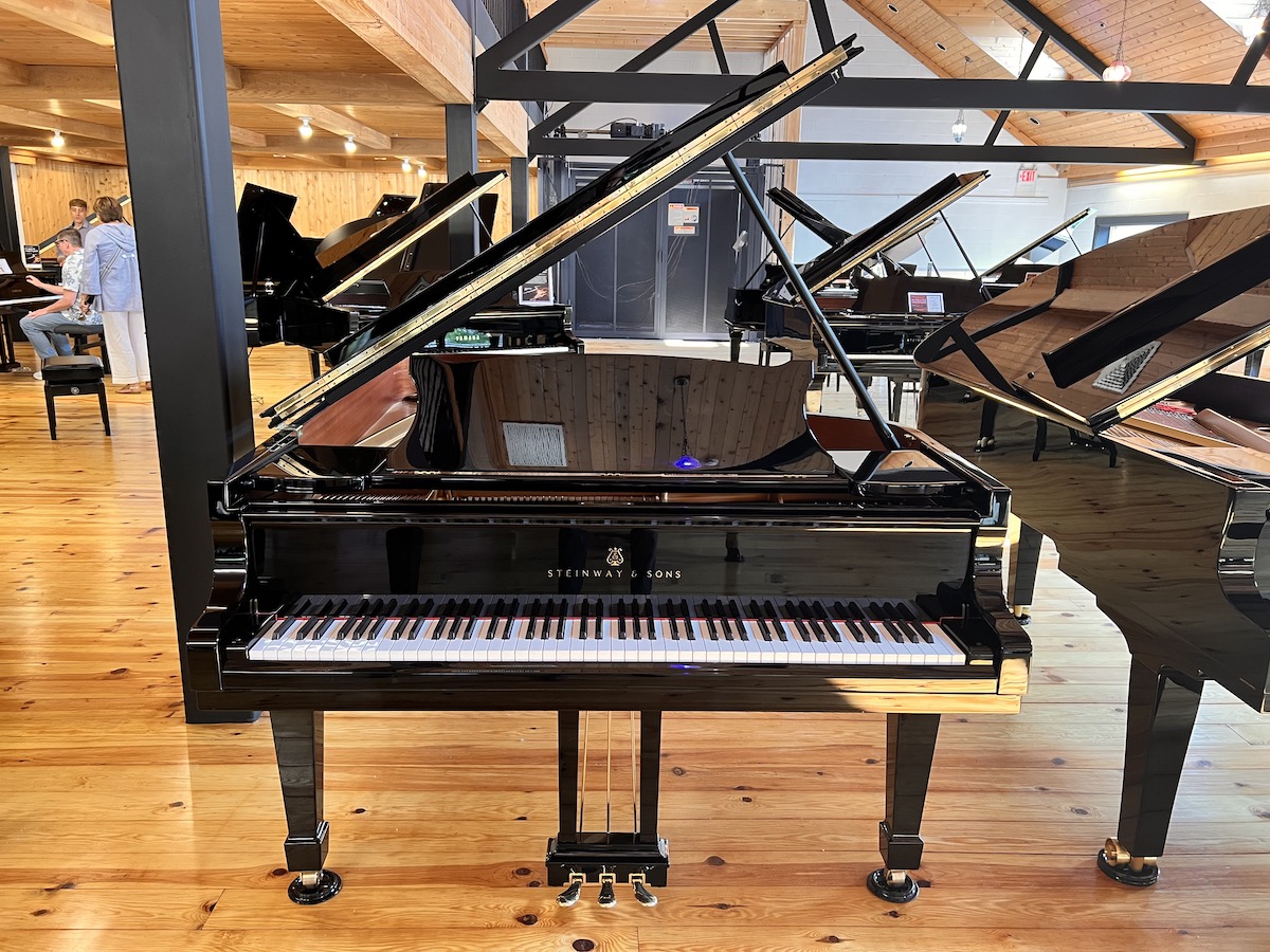 Steinway Hamburg B