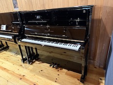 Steinway K