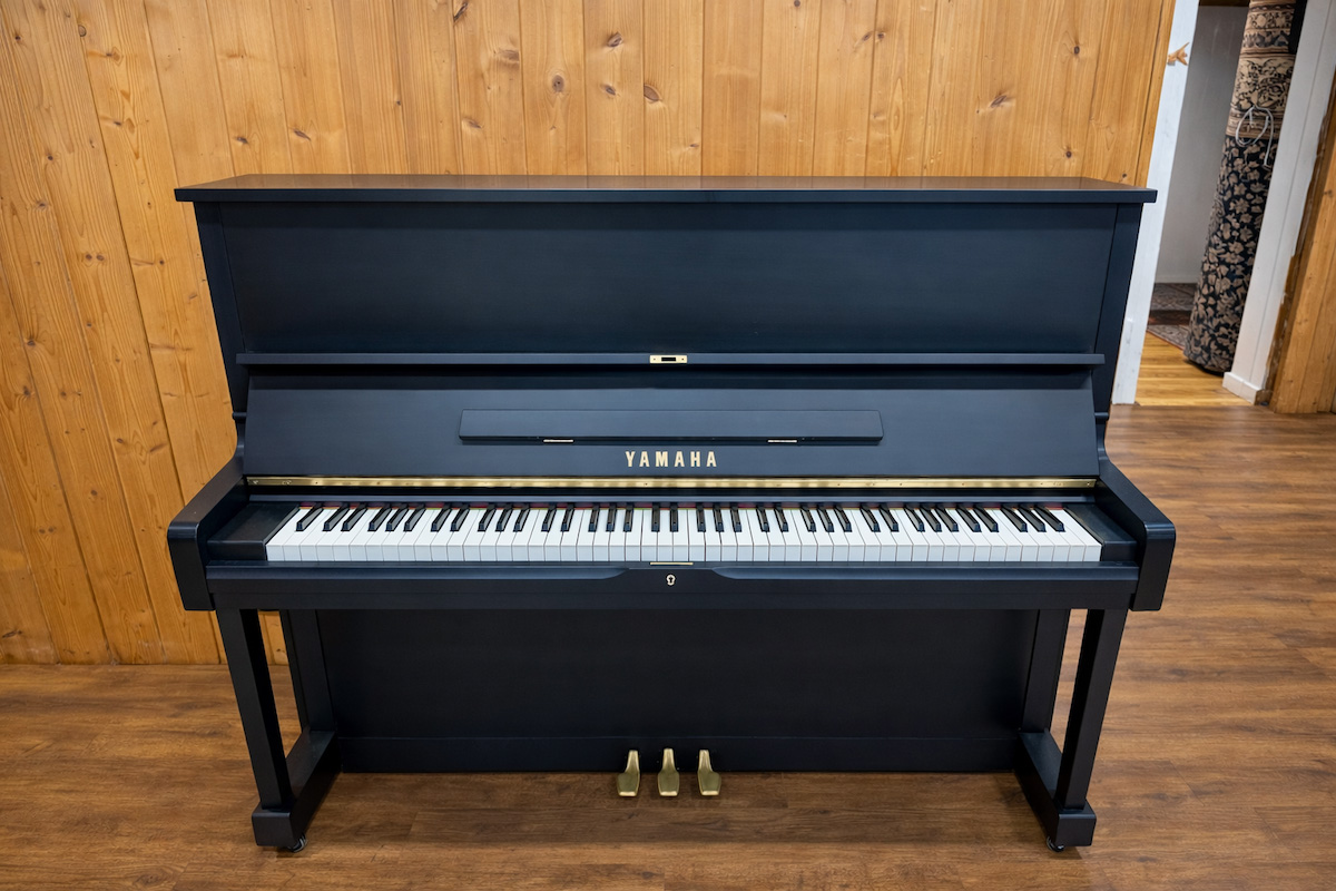 Yamaha U1