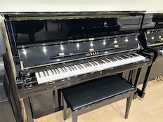 Yamaha U1