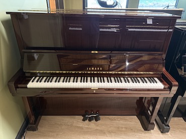 yamaha u3