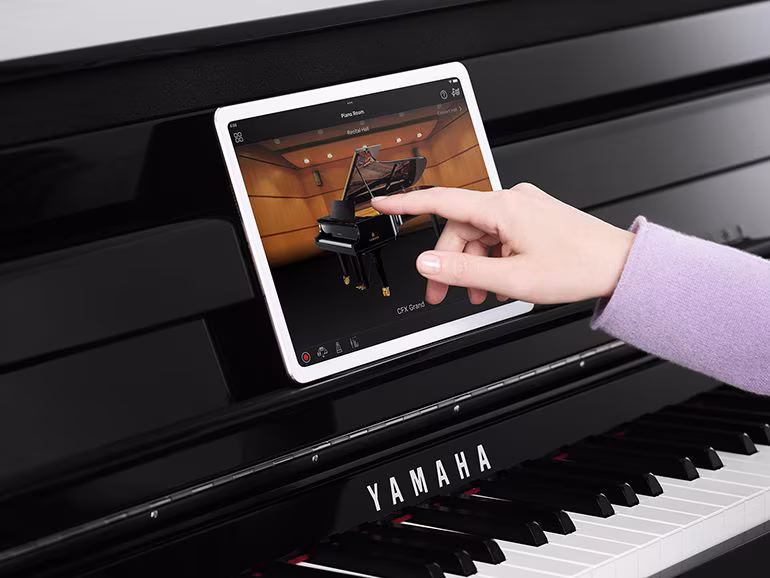 Get more with the Smart Pianist app